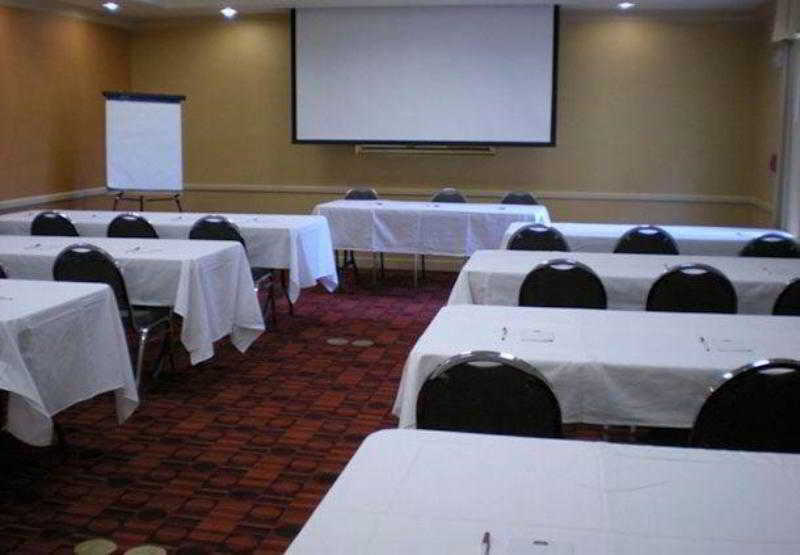 Hotel By Marriott Airport Albuquerque